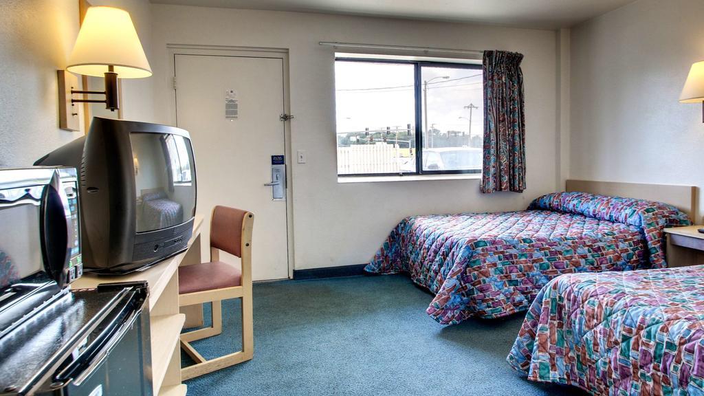 Motel 6 Des Moines South - Airport Exteriér fotografie