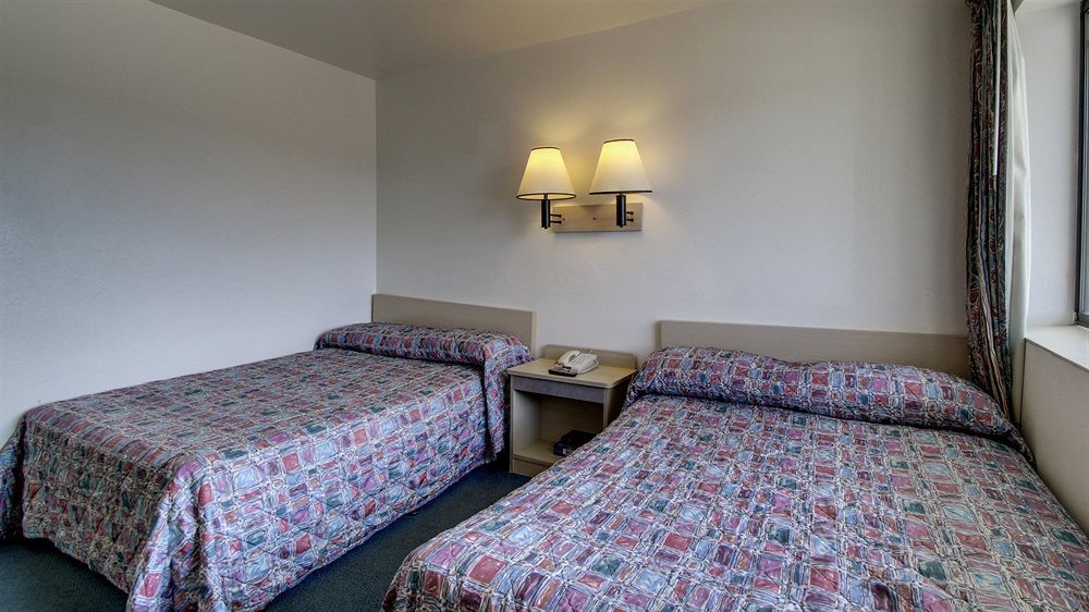 Motel 6 Des Moines South - Airport Exteriér fotografie