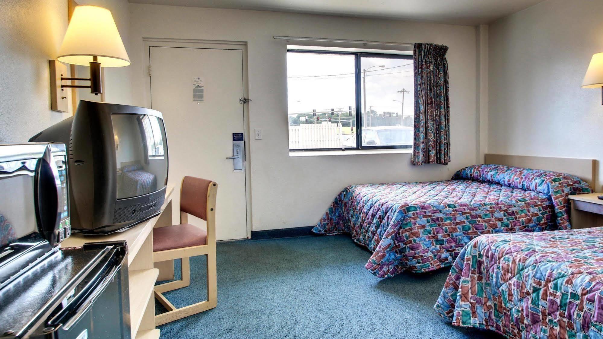 Motel 6 Des Moines South - Airport Exteriér fotografie